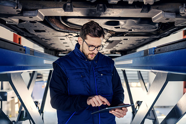 Car Maintenance Checklist: Don’t Leave for Vacation Without Reading This